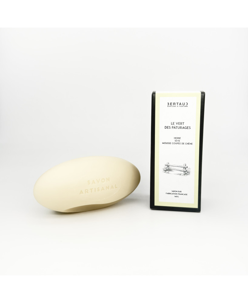 Savon ovale Le vert des pâturages