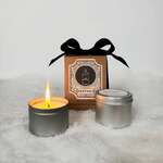 Un nouveau coffret est arrivé en boutique !
.
Voici le 🌟 COFFRET DUO 🌟 composé de 2 bougies de voyage. Vous avez le choix des parfums parmi une sélection de 7 dont Belle nuit, Un jour à La Rochelle, Sentier de l’océan, Jour de fête, Nuit sur le Bosphore, Les enfants du marais et Le bout du monde.
.
Ces bougies 90G en boîte métal sont compactes et facilement transportables.
.
Au prix de 25,00 €, en exclusivité en Boutique BERTAUD au 19 rue Pas du Minage à La Rochelle
.
📷 @polereagency ✨