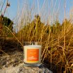 Destination Provence avec notre sélection Dolce vita au travers de nos parfums qui incarnent la douceur du littoral et des terres Méditerranéennes
.
Sous le soleil exactement
.
Disponible en bougie parfumée, diffuseur à tiges rotin et brume d’ambiance - Bientôt disponible sur notre e-shop
.
.
📷 @polereagency 🌞